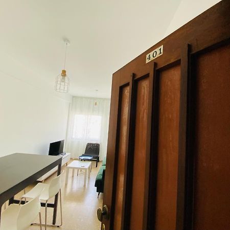 Simple One Bedroom Flat In Engomi Ngoại thất bức ảnh