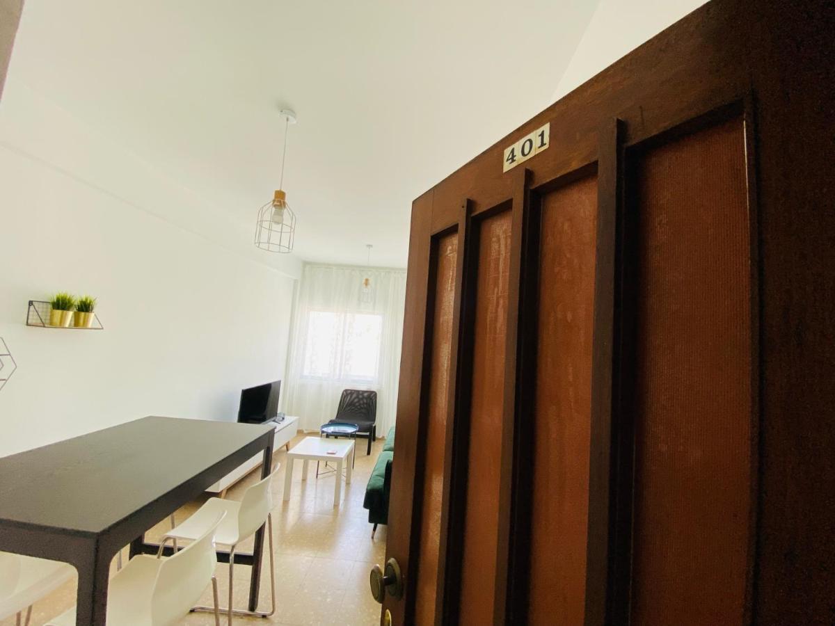 Simple One Bedroom Flat In Engomi Ngoại thất bức ảnh